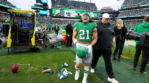 eagles cowboys rivalry|NFC East: Cowboys, Eagles battle again, Giants look stuck, .